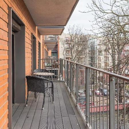 Uroczy Apartament - Angel City Krakau Exterior foto