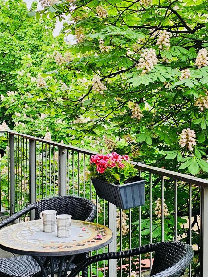 Uroczy Apartament - Angel City Krakau Exterior foto